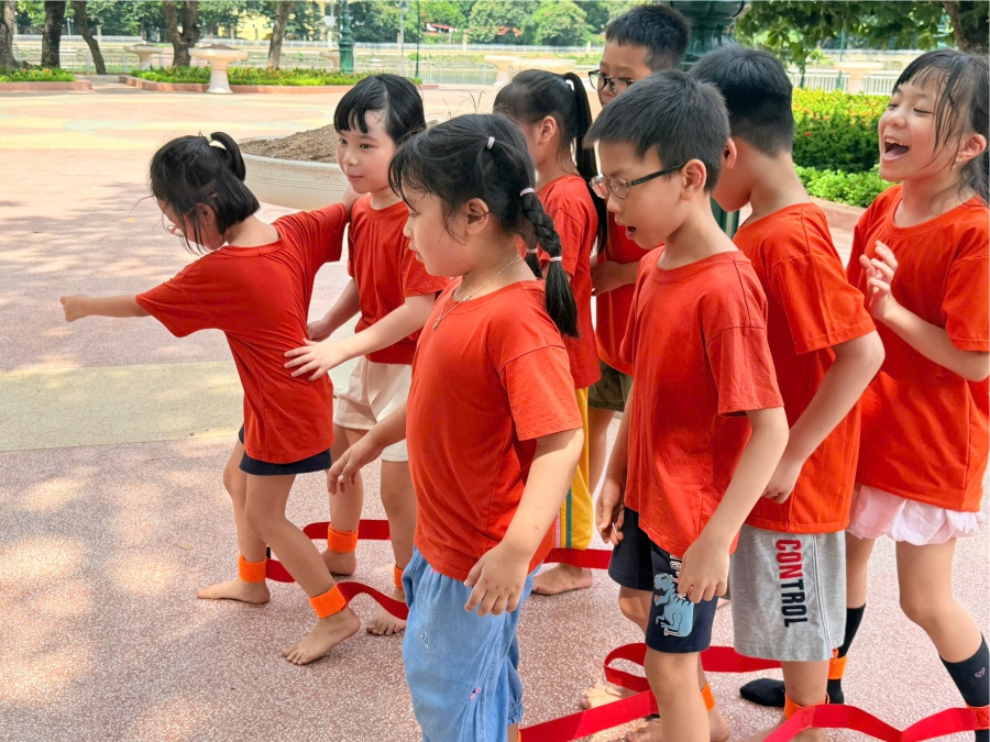 Lớp học bán trú hè an toàn chất lượng Creative Kids Camp
